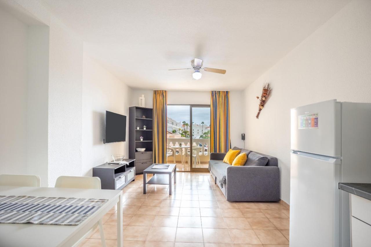 Castle Harbour Matthew'S Flat Los Cristianos By Lovetenerife Exterior photo