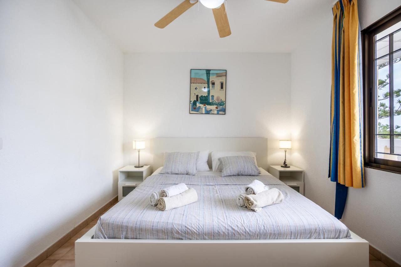 Castle Harbour Matthew'S Flat Los Cristianos By Lovetenerife Exterior photo